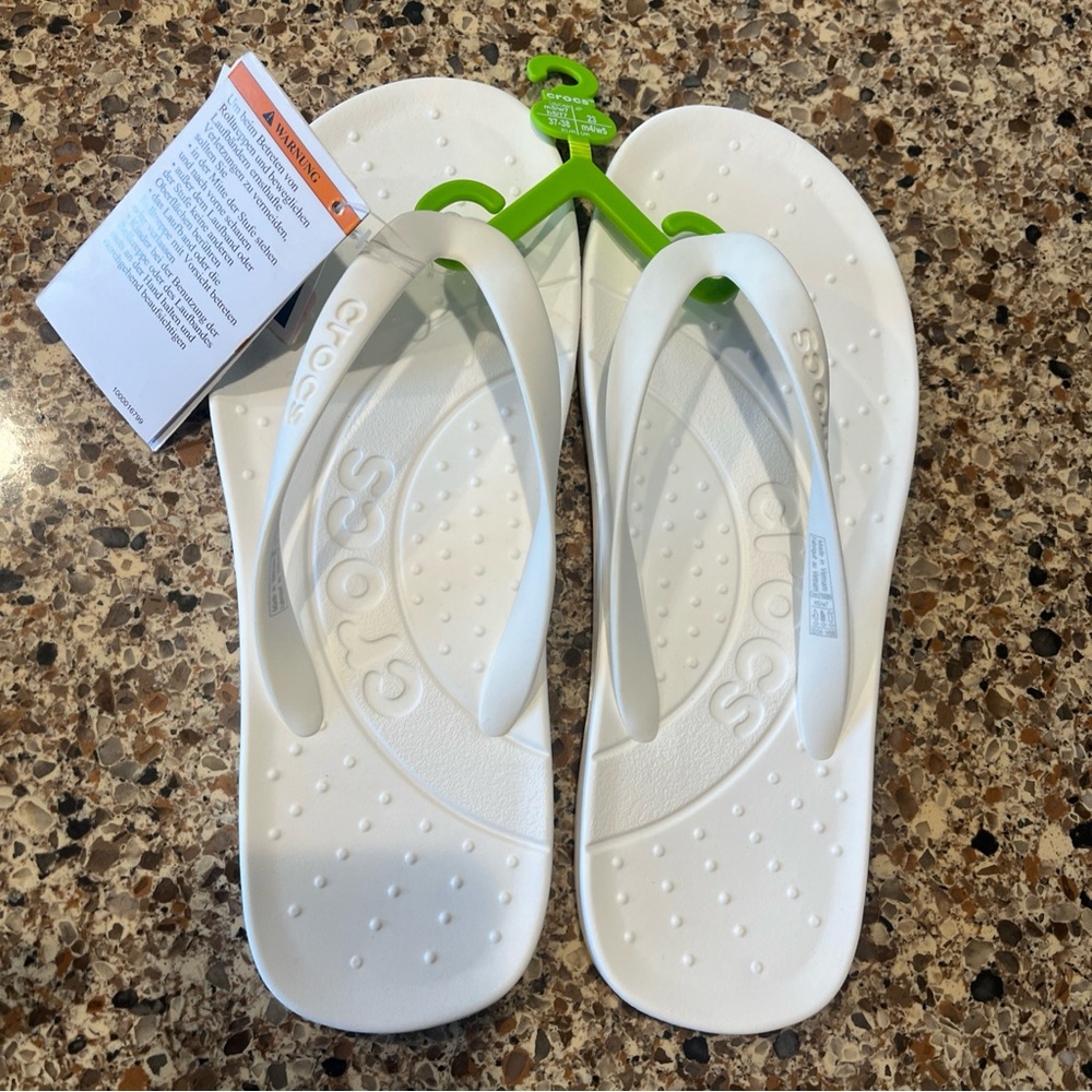 CROCS Classic White Sandals